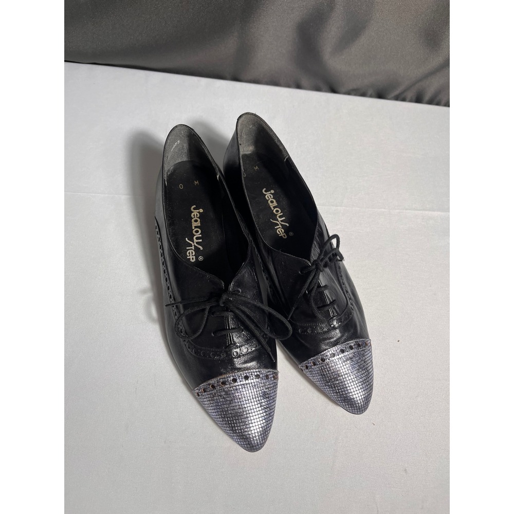 Women's Black Leather Pointed Oxford with Silver Toe Size 9